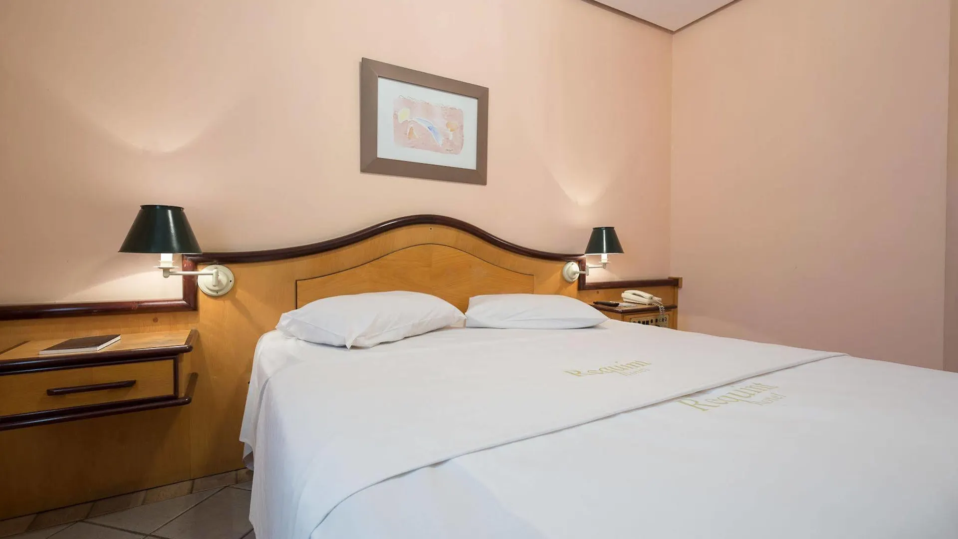 Requint Hotel São Paulo 3*,